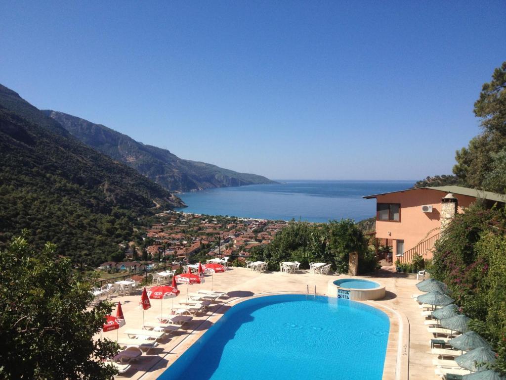 אולודניץ Aygul Hotel מראה חיצוני תמונה