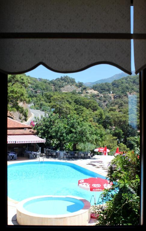 אולודניץ Aygul Hotel מראה חיצוני תמונה