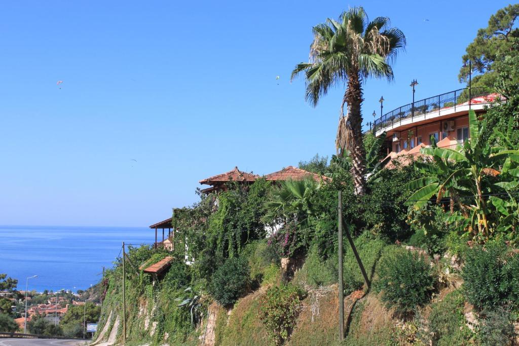אולודניץ Aygul Hotel מראה חיצוני תמונה