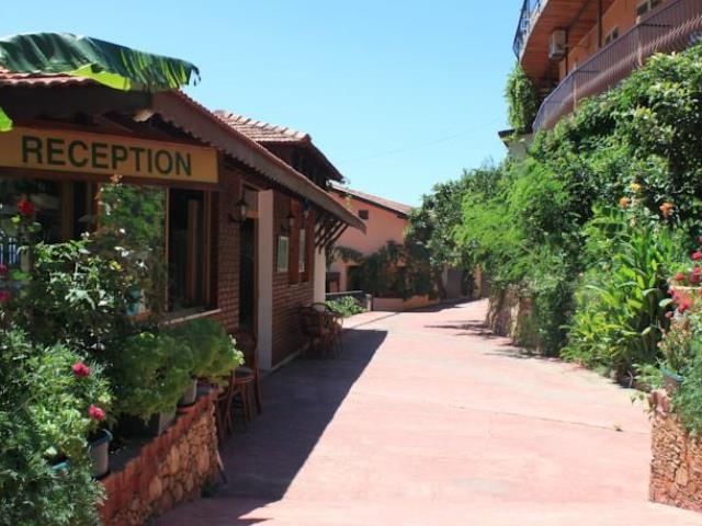 אולודניץ Aygul Hotel מראה חיצוני תמונה